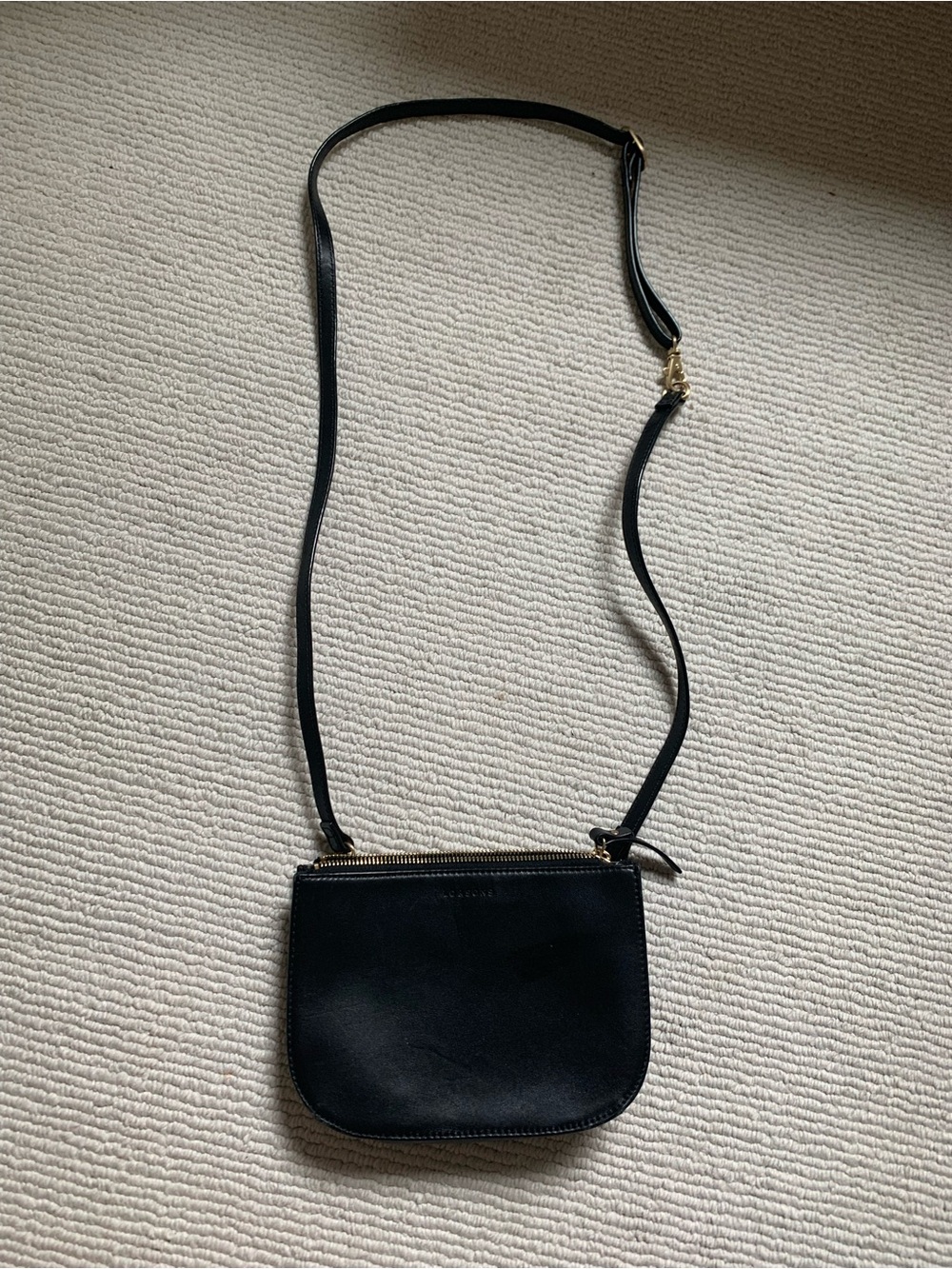 Lo & Sons Waverley 2 Convertible Crossbody Bag in black